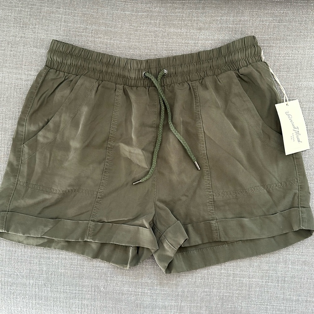 Universal threads comfy cargo short